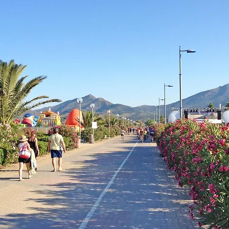 Le By Interhome Apartment Plage d'Argeles